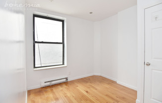 2 beds, 1 bath, $3,800, Unit 4-S