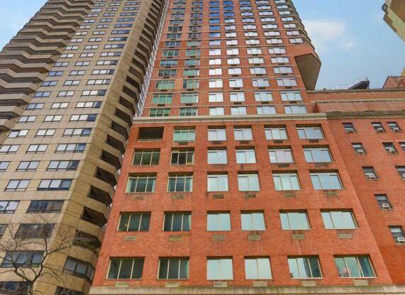 1 bed, 1 bath, $4,450, Unit 28A