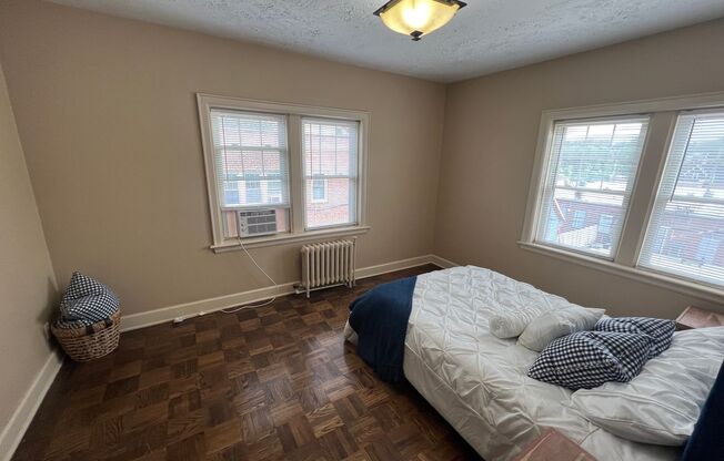 1 bed, 1 bath, 650 sqft, $995, Unit Unit 108 A900