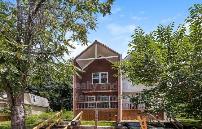 840 SMITH ST SW