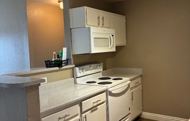 2 beds, 2 baths, 997 sqft, $1,500, Unit MA 222