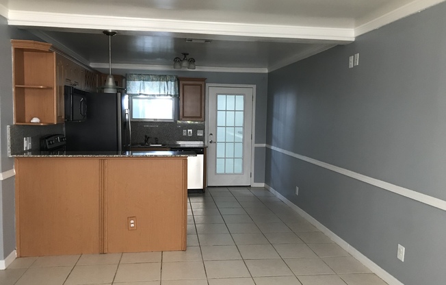 2/1 first floor condo for rent in Jacksonville Beach