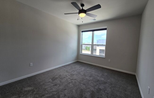 2 beds, 2 baths, 1,140 sqft, $2,110, Unit 8421-238