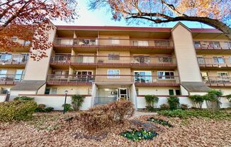 10300 Westlake Dr #S105