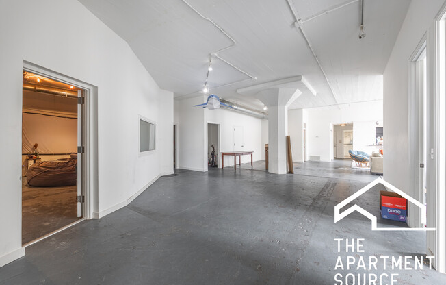 2255 S Michigan St 2E