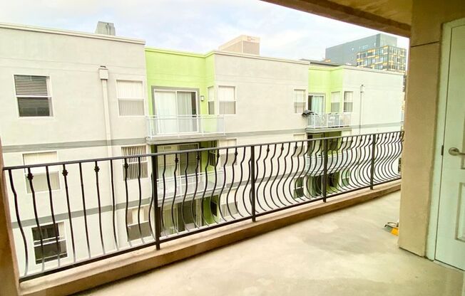 2 beds, 2.5 baths, 1,118 sqft, $2,725, Unit 604