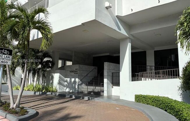 4301 Collins Ave cu-402, Miami Beach, FL 33140