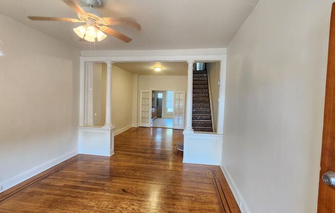 Beautiful 2.5 Bedroom 1.5 Bathroom West Baltimore Town Home