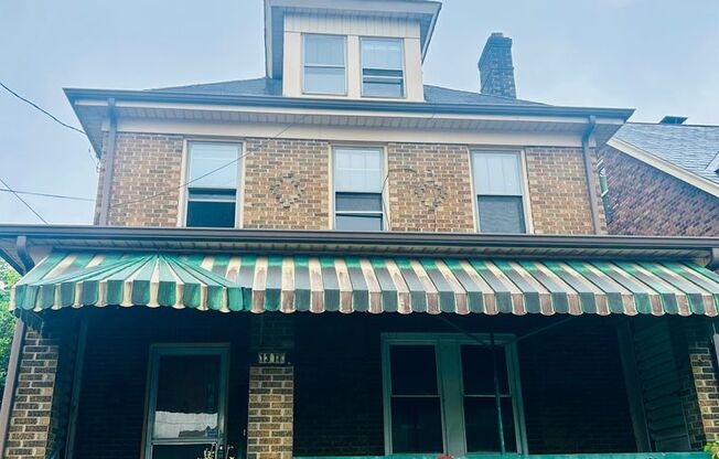Available Now! Spacious 4 Bedroom Home in Marshall Shadeland | Pet Friendly