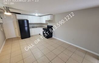 2437 IDLEWILD ST