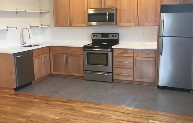 2 beds, 1 bath, $1,845, Unit 7