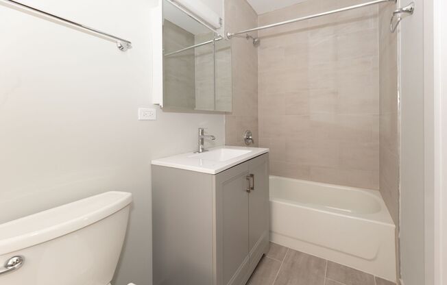 Studio, 1 bath, 355 sqft, $1,395, Unit 1948-1S
