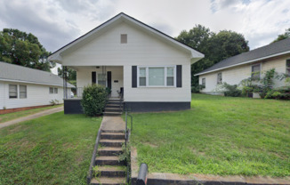 Cozy 2 Bed 1 Bathroom Home in Downtown Greenville
