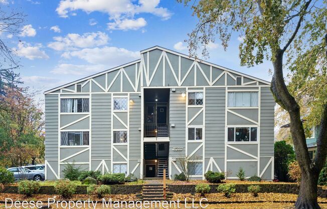 1711 W 10th Ave