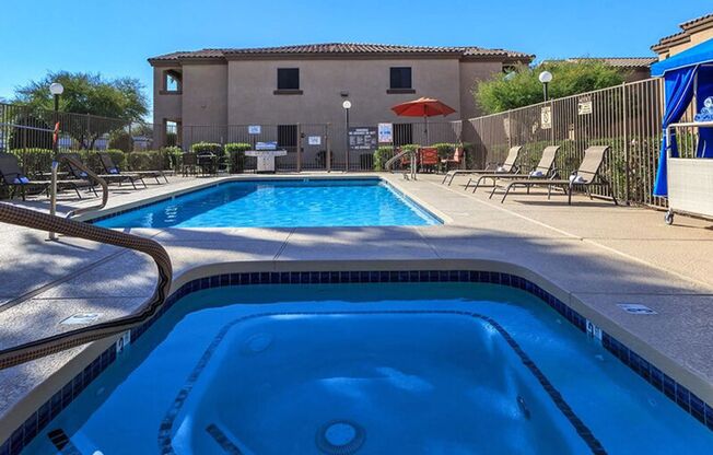 2 beds, 2 baths, $1,575, Unit 221