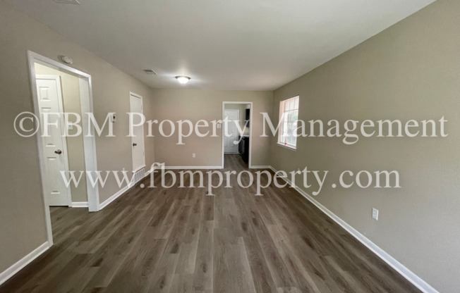 101 W LATIMER ST