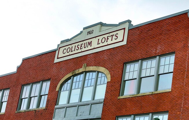 Coliseum Lofts