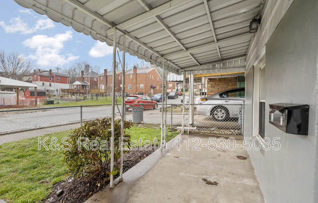 27 RUDOLPH ST