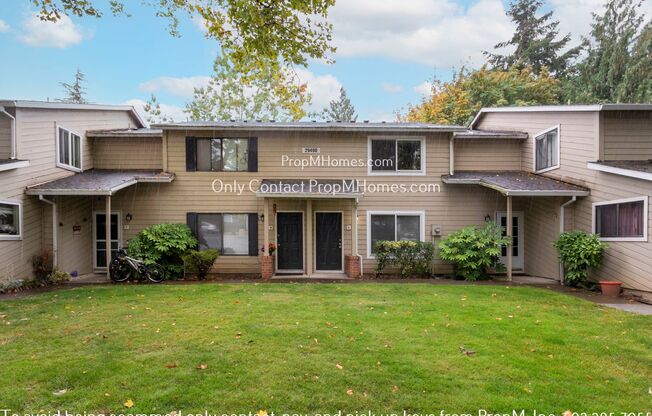 Charming Condo with Close Access to the I-5! A Commuter's Dream!