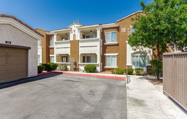 2 beds, 2 baths, $1,750, Unit # 2233