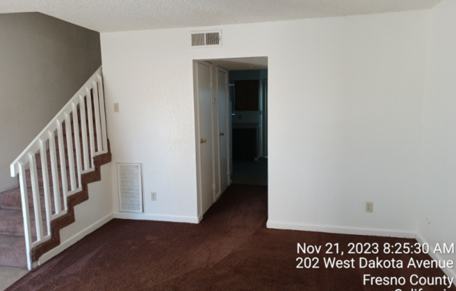 2 beds, 1.5 baths, 980 sqft, $1,275, Unit 202-105