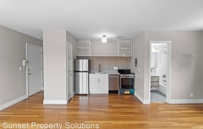 Minto Ave, Apartments