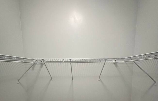 Fenwick Place Apartments in Louisville, KY 40220 - walk-in closet 1