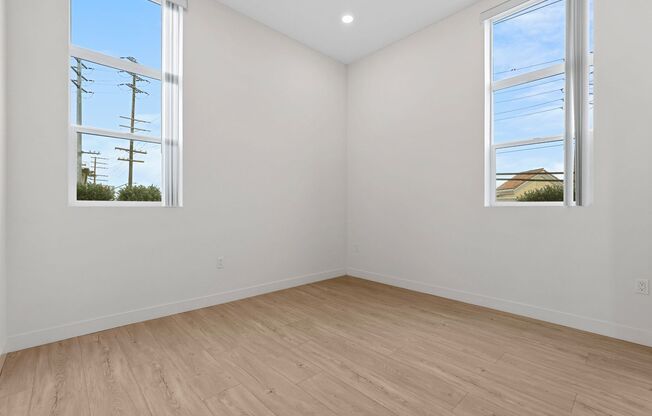 2 beds, 1 bath, 749 sqft, $3,545, Unit 221