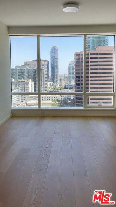 1 bed, 1 bath, 870 sqft, $3,250, Unit 2107