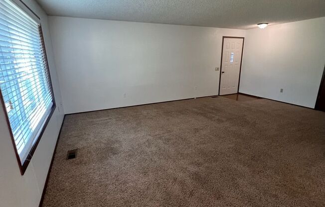 Adorable 2 Bedroom in Lynden!