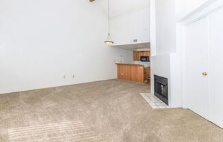 1 bed, 1 bath, 748 sqft, $1,199