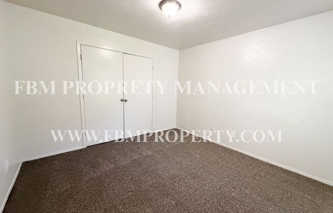 2 beds, 1 bath, 801 sqft, $1,125, Unit 221