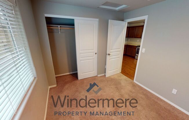 3 beds, 2 baths, 1,064 sqft, $1,695, Unit chin240-1