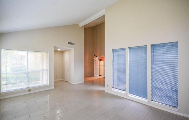 9262 WESTWOOD VLG DR