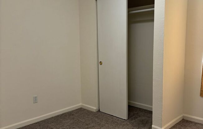 3 beds, 1 bath, $3,000