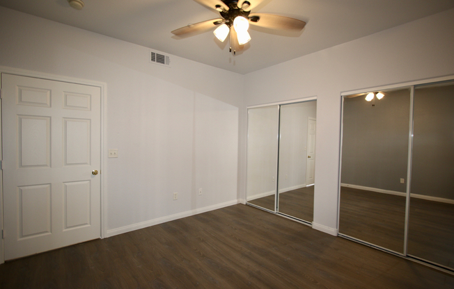 2 beds, 2 baths, $1,800, Unit 1512