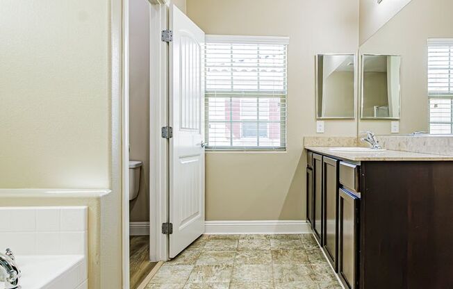 3 beds, 3 baths, $2,200