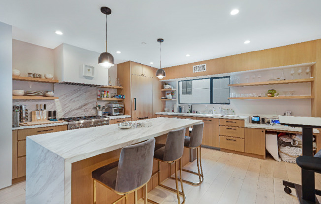1214 ELECTRIC AVE