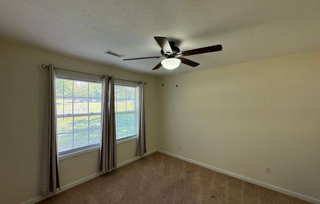 2 beds, 2 baths, $1,325