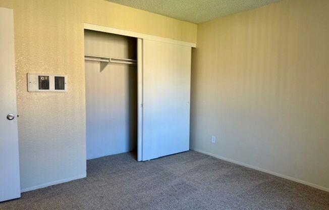 1 bed, 1 bath, 691 sqft, $2,050, Unit 52