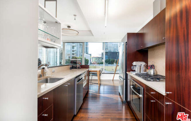 1 bed, 1.5 baths, 1,240 sqft, $3,500, Unit 404