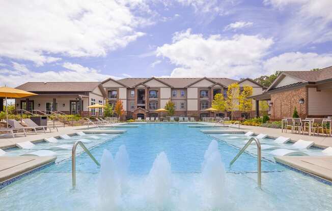 Lovely One White Oak swimming pool and comfortable seating areas in Cumming rentals