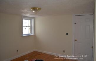 6 LINCOLN AVE