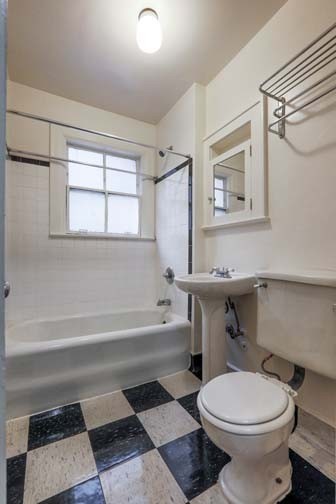 Studio, 1 bath, 440 sqft, $1,125, Unit 201