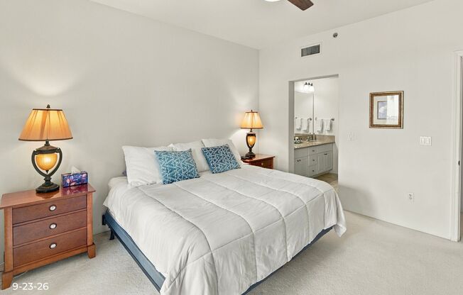 2 beds, 2 baths, $4,500, Unit # 6206