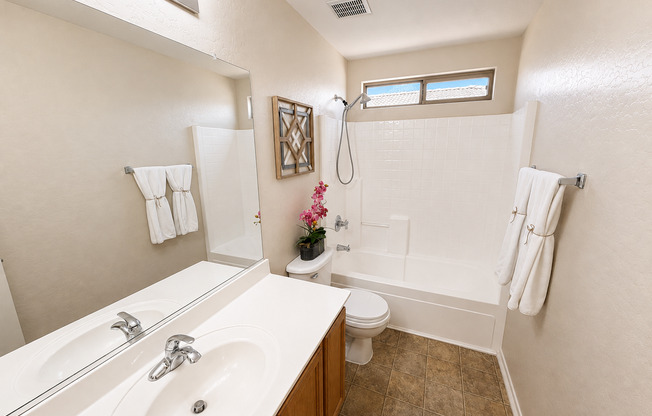 3 beds, 2.5 baths, $1,994