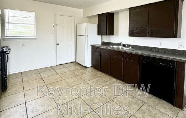 1117 FRANKLIN DR