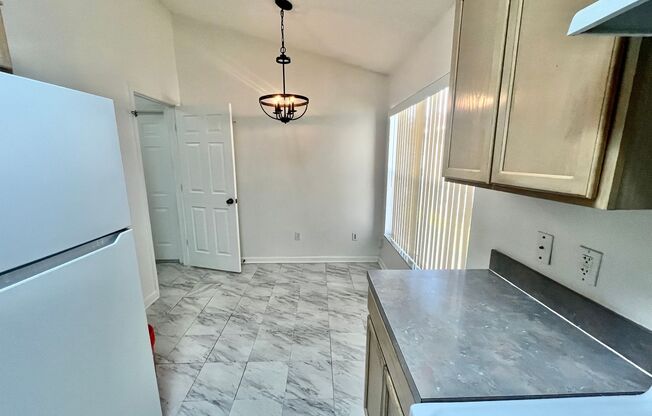 Beautiful 3 Bed 2 Bath Home for Rent in Lake Mary, FL!