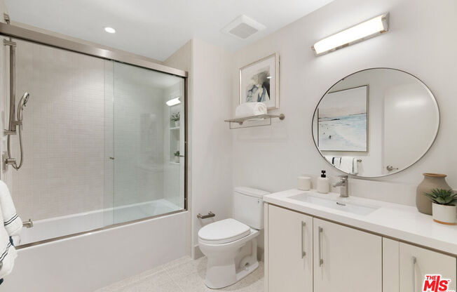 1 bed, 1 bath, 720 sqft, $4,195, Unit 310