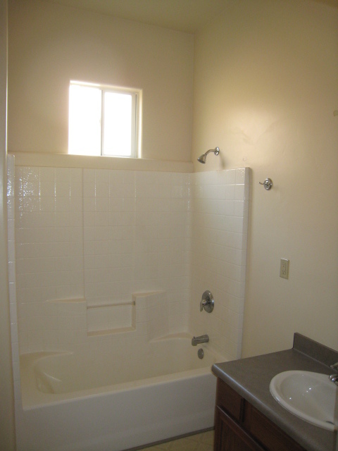 1 bed, 1 bath, $1,075